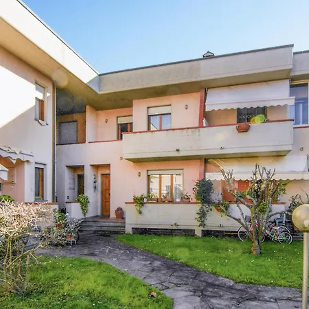 Ferienhaus Cozy In With Wifi Pietrasanta